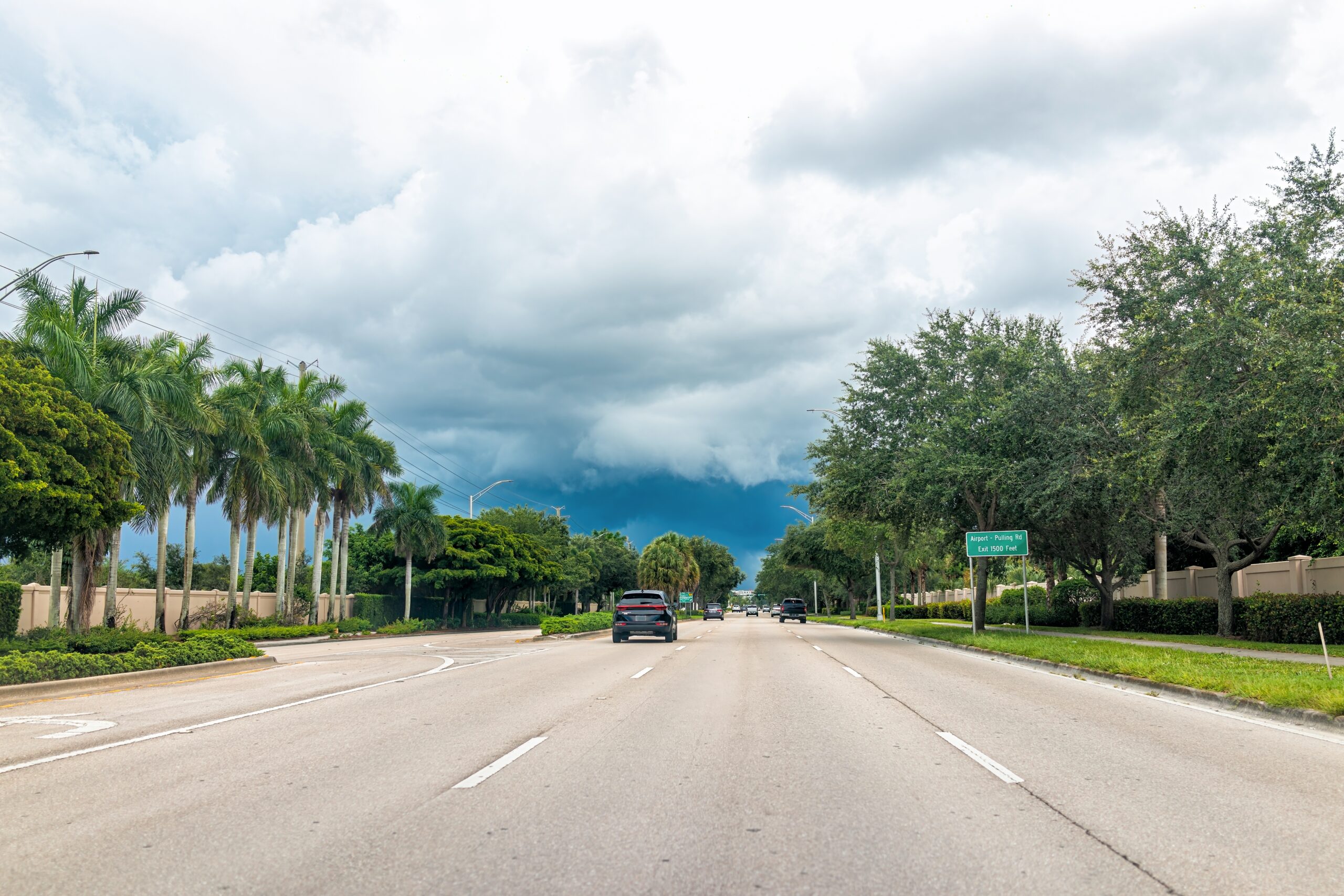 Airport to Event: Your Stress-Free Naples Transportation